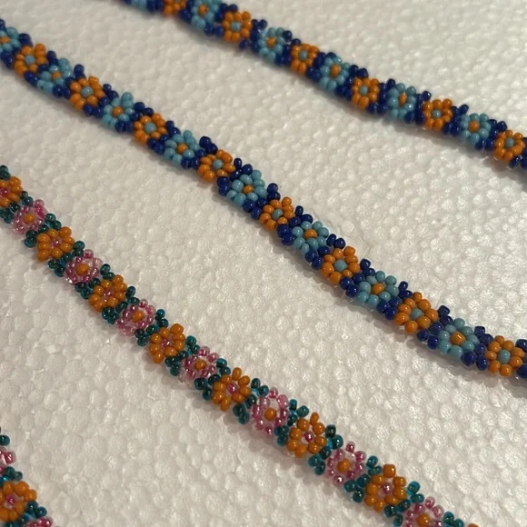 2 never used one with tags eyeglass chains. Beautiful beading from Bali - Picture 4 of 6